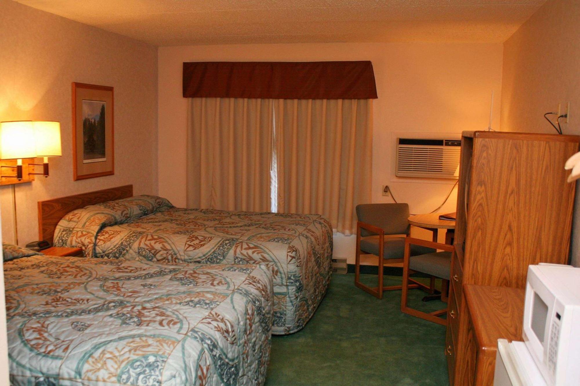 Super 8 By Wyndham Rapid City Exterior photo
